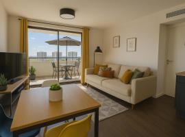 Stunning 1 Bedroom Apartment 5 minutes to Monaco racetrack - Perfect for Grand Prix, hotel in Beausoleil