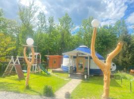 Slow Flow Glamp, tented camp en Rzyki