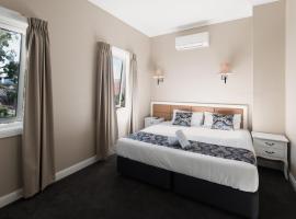 Lily Sands Inn: Melbourne şehrinde bir otel