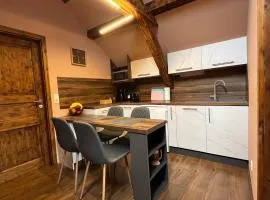 R&R Apartment
