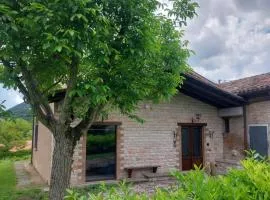 L'officina di Leo - Casale con giardino
