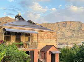 Rockside House Areni, hotel v destinaci Areni