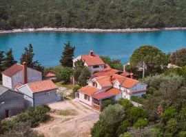 Cozy Holiday Home Punta Kriza