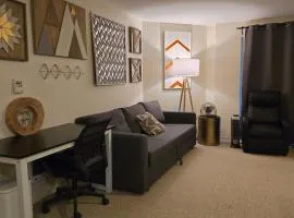 Lovely 1 Bedroom Condo in the Heart of Seattle!