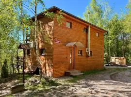 Domek nad skálou