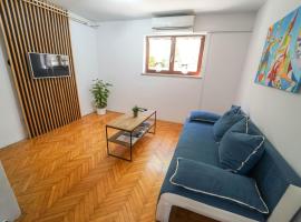 Cute & Cosy Apartment Emi โรงแรมในโคเปร์