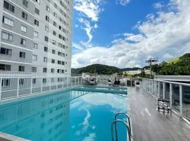 Apartamento de 2 Quartos com Piscina e Academia e Garagem Brinquedoteca