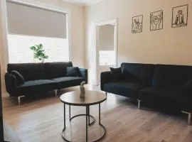Stylish 3BR Home near Hampden No 29 with Free Parking