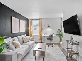 Modern Stay Comfort-Free Parking
