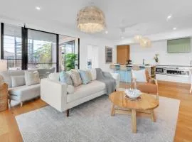 Birdsong Beach Retreat - Newly Built