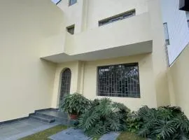 Apartamento completo planta baja Colonia Moderna