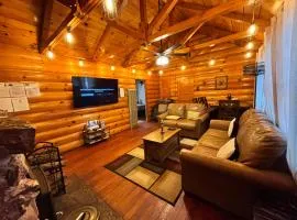 Cozy Cabin in Big Bear Lake King Of Kings !!Jacuzzi, Pet Friendly!!