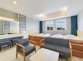 Spa Resort Hawaiians VIR Port