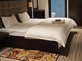 Woods Homestay Bhowali in city centre