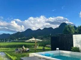 贵州万峰林檐精品酒店