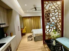 Tranquil Luxe Stays - perfect city view