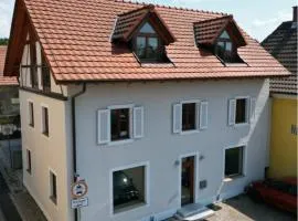 MC MONTI FR-Ehrenkirchen, Zentral, NETFLIX, WLan, PKW-Stellplatz kostenlos