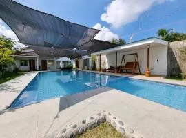 CMJ Private Resort
