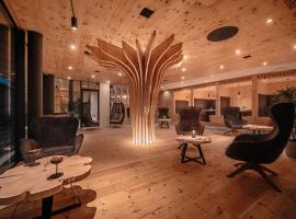 Cristallo Sport & Wellness Hotel, golf hotel in Levico Terme