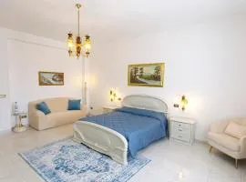 Art House - Big & Artistic Design House