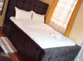 Lora's Haven Homes - Kisii Studio2, acomoda&ccedil;&atilde;o com cozinha em Kisii