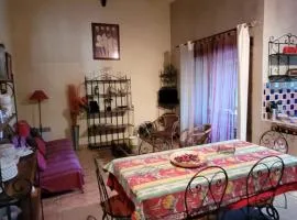 Appartement spacieux à Arles avec piscine et jardin partagé