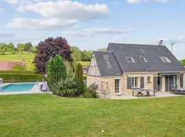 House Deauville - Splendid luxury home, hotell i Saint-Arnoult