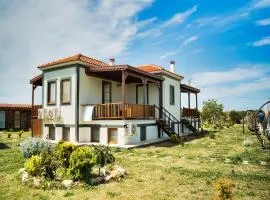 Tinos Otel & Bağ Evi 12 Yaş Üstü