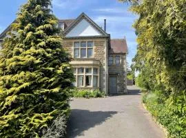 Edwardian Town House - Garden & Cinema