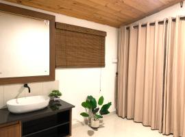 The Villa Kashyapa, Hotel in Anuradhapura