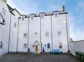 Douglas House Apartments