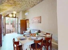 La Pietra del Garda by Bookinggardalake