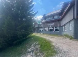 bouda Sedmidolí