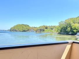 Matsushima Bayside STAY otomo 松島湾 一棟貸し, hotel de playa en Shichigahama