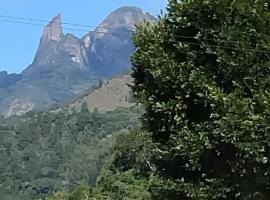 Spectacular Agriões Location, hotel v destinaci Teresópolis