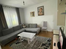 Arbnb Cuni, ξενοδοχείο σε Polisi i Vogël