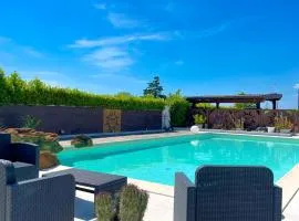 VILLA A CASA DI BETTY - Spacious & Bright Apartment with Private POOL - An Oasis of Peace to relax and recharge