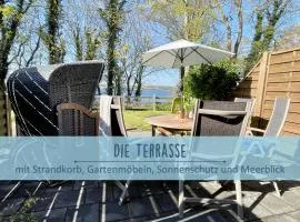 Höfthus 9 Holla die Boddenfee Meerblick Terrasse mit Hund die Natur genießen