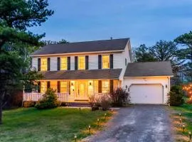 Emerald Lakes Poconos Retreat Game Room, Firepit & Sleeps 10