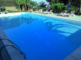 Residence La Carruba, serviced apartment in Diano Marina