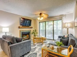 Private Deck & Pool Access: Myrtle Beach Getaway!