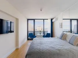 Eleven Way Host