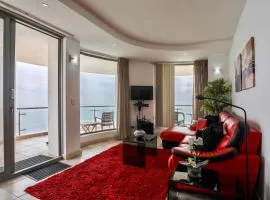 Luxury self-catering apartment SEAVIEW - Hibernian Towers 1305