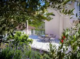 Apartment Skalin - Modern Comfort with a Local Touch