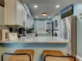 South Euclid Home 10 Minutes to Cleveland Clinic