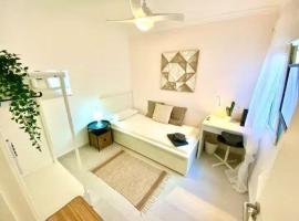 Rooms with keys in Aparment in Castellon de La Plana, hotel v destinaci Castellón de la Plana