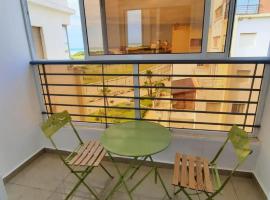 Apartment-Sea-view-sand-relaxation, hotel di Tanger