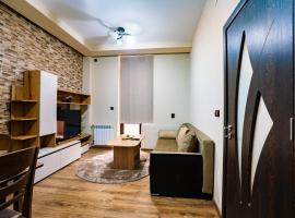 Апартамент 1ви етаж - Център, alojamiento con cocina en Pleven