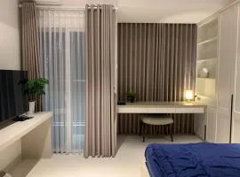 Cozy Studio Roseville BSD City by alonelyroom
