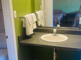 Riverside inn motel, hotel i Plymouth